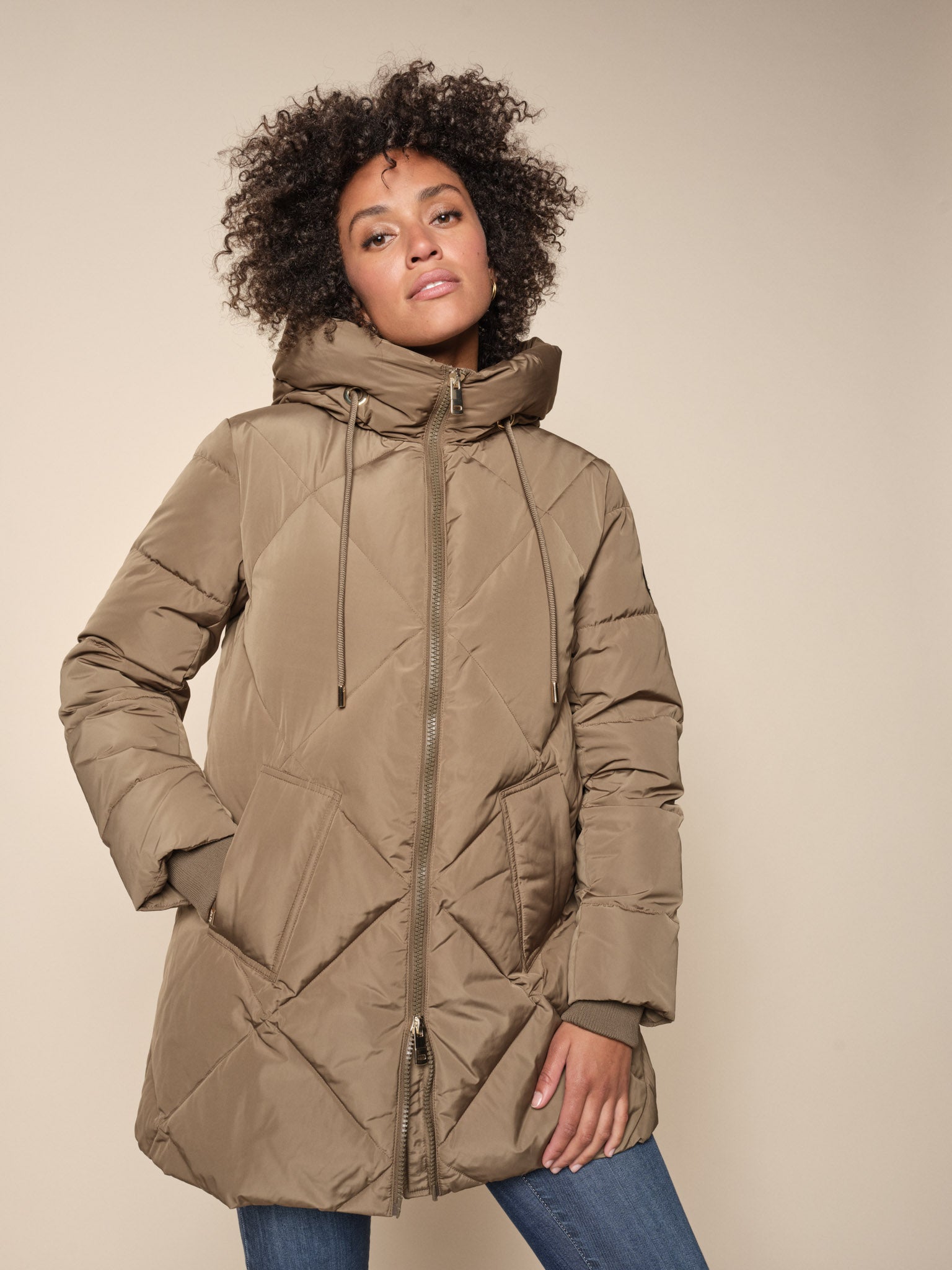 Modelshot / Capers Green / Detail